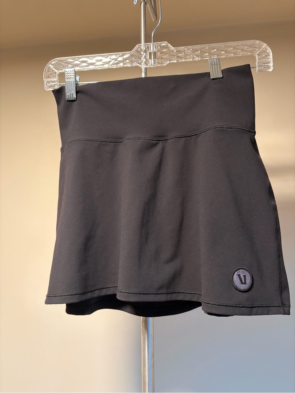 Vuori Black Volley Skirt in Black XS